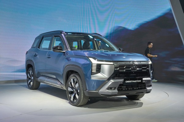 Phân khúc crossover cỡ trung quý 1/2026: VinFast VF 7 vượt mặt Ford Territory