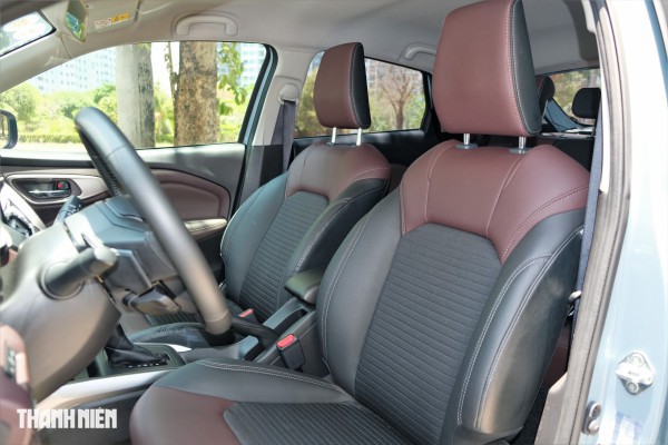 Suzuki FronX lại giảm giá tất tay, chỉ còn hơn 400 triệu đồng