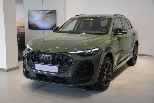 Thay tướng, làm mới đại lý Audi quyết 