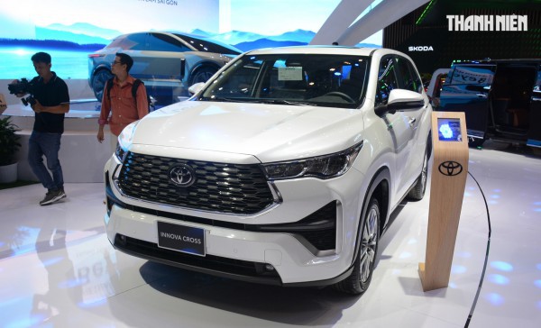 Thêm mẫu mới, lượng tiêu thụ ô tô hybrid tại Việt Nam vẫn ở mức cầm chừng Thêm mẫu mới, lượng tiêu thụ ô tô hybrid tại Việt Nam vẫn ở mức cầm chừng