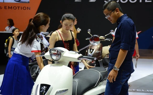 Thị trường xe máy Việt Nam tăng trưởng nhưng vẫn 