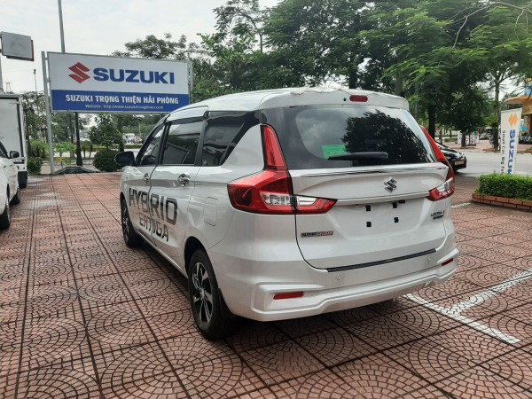 Tính năng mới trên Suzuki Ertiga Hybrid 2022 tại Việt Nam có đáng giá?