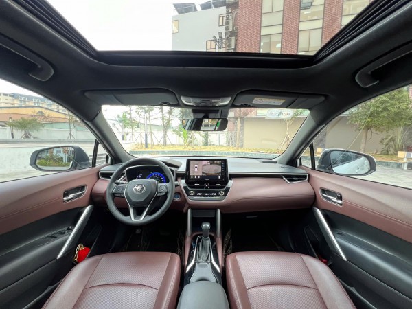 Toyota Corolla Cross hybrid sau 3 năm sử dụng giá gần 800 triệu đồng, có đáng mua? Toyota Corolla Cross hybrid sau 3 năm sử dụng giá gần 800 triệu đồng, có đáng mua?