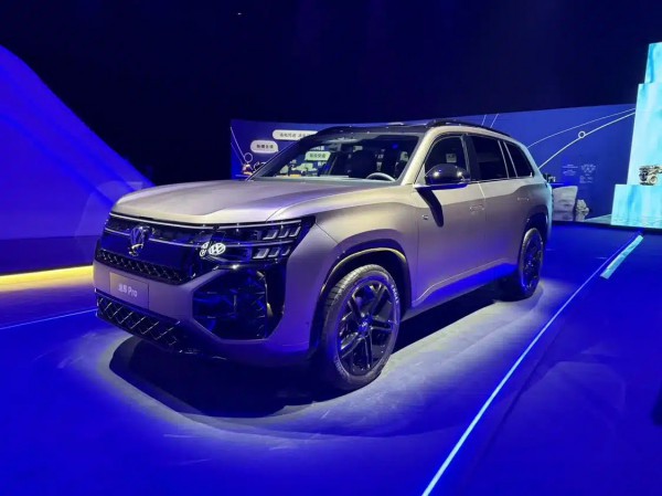 Volkswagen Teramont Pro sắp về Việt Nam, 