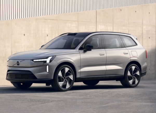 Volvo “bắt tay” Google, đưa AI Gemini vào khoang lái