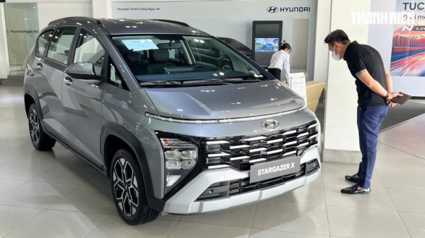 Xe MPV 7 chỗ tại Việt Nam 