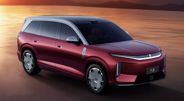 Xe SUV xịn nhất của BYD nhận hơn 30.000 đơn đặt hàng ngay ngày đầu mở bán