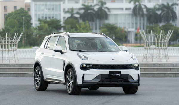 Xe Trung Quốc Lynk & Co 01 thêm bản 