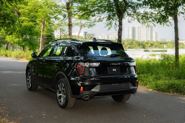 Xe Trung Quốc Lynk & Co 01 thêm bản 