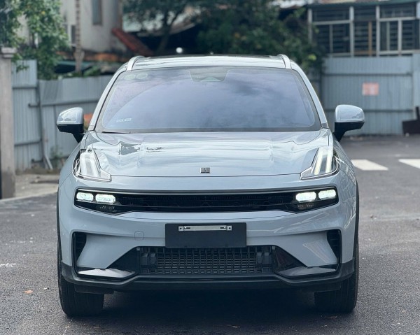 Xe Trung Quốc Lynk & Co 06 rớt giá gần 150 triệu sau chưa đầy 1 năm