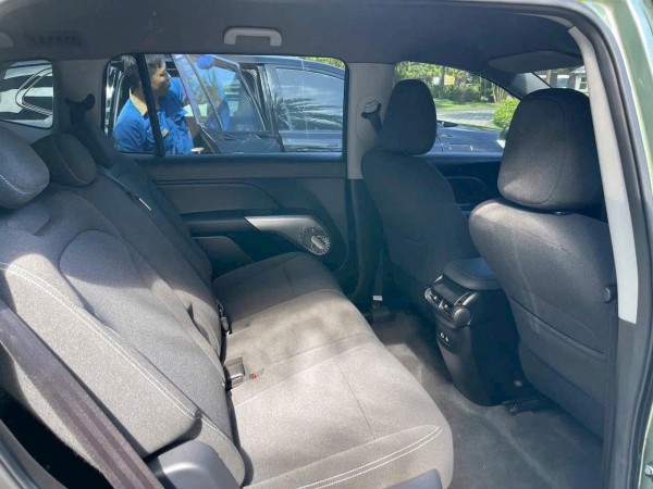 Xe điện 7 chỗ của VinFast lộ ảnh nội thất, ít nút bấm vật lý