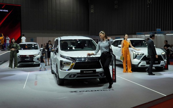 Xe gia đình cỡ nhỏ: Doanh số Mitsubishi Xpander tiếp tục 