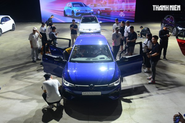 Xe hatchback 5 cửa Volkswagen Golf về Việt Nam 6 phiên bản, giá từ 798 triệu đồng