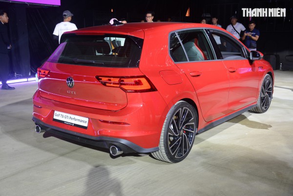 Xe hatchback 5 cửa Volkswagen Golf về Việt Nam 6 phiên bản, giá từ 798 triệu đồng