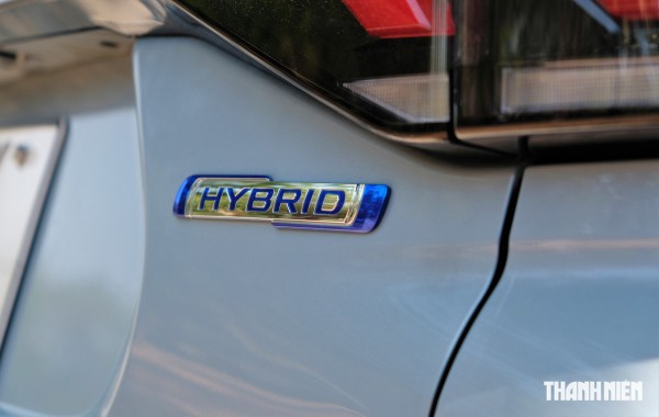 Xe hybrid có 