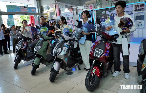 Xe máy điện Honda ICON e: tiếp tục ưu đãi, giảm giá