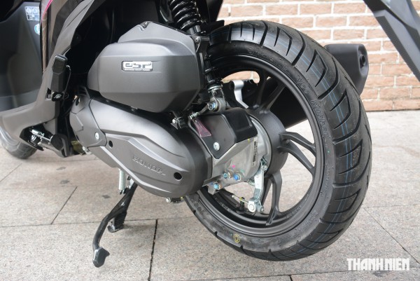 Xe máy đời mới có cần 