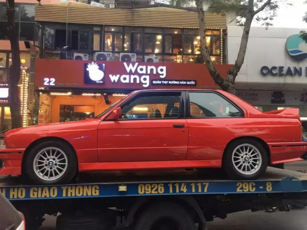 Xe sang siêu hiếm BMW M3 E30 xuất hiện tại Việt Nam