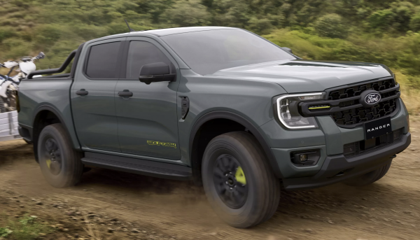 Đáp trả Toyota Hilux, Ford Ranger có bản nâng cấp bỏ động cơ tăng áp kép