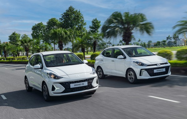 Ô tô máy xăng giá rẻ nhất Việt Nam: Grand i10 độc diễn, Wigo chạm đáy