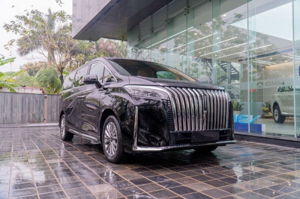 Ô tô tiền tỷ Trung Quốc, ra mắt khách hàng Việt Nam xong rồi mất hút