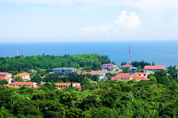 13 đặc khu của Việt Nam: Đặc khu Cồn Cỏ pháo đài xanh trên Biển Đông 13 đặc khu của Việt Nam: Đặc khu Cồn Cỏ pháo đài xanh trên Biển Đông