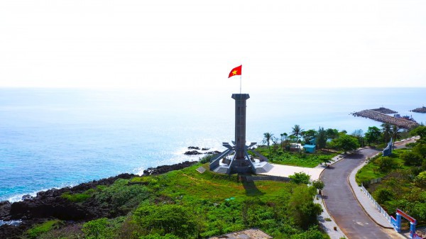 13 đặc khu của Việt Nam: Đặc khu Cồn Cỏ pháo đài xanh trên Biển Đông 13 đặc khu của Việt Nam: Đặc khu Cồn Cỏ pháo đài xanh trên Biển Đông