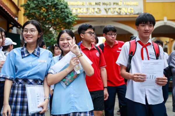 3.133 thí sinh xác nhận nhập học, TP.HCM lọc ảo, xét điểm chuẩn lớp 10 đại trà