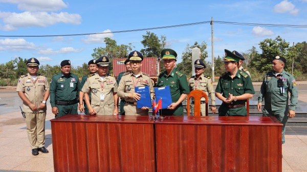 42 công dân Việt Nam chạy thoát khỏi cơ sở lừa đảo trực tuyến ở Campuchia