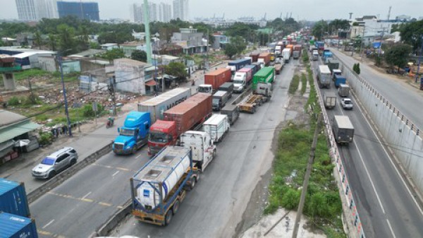 Bán mạng khi đi dưới bánh container: Kỳ vọng giải pháp đột phá bền vững (kỳ cuối)