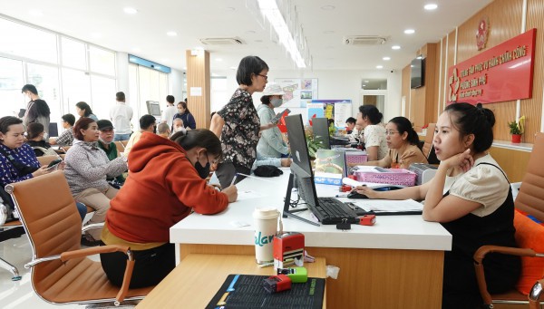 Bí thư Trần Lưu Quang: Không vội vàng bố trí lại công chức phường, xã