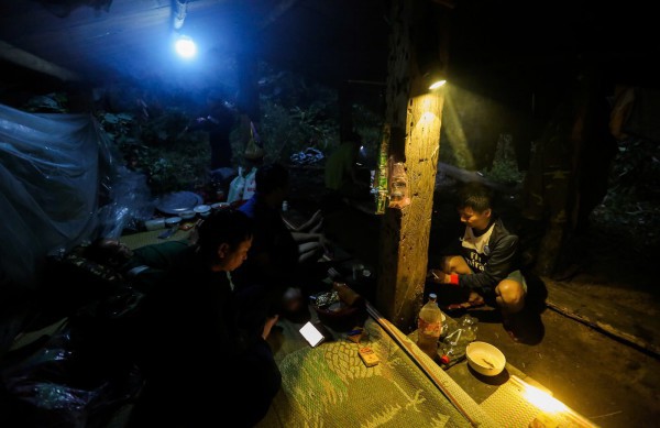 ”Biệt đội bẫy ảnh” săn tìm dấu chân thú hoang