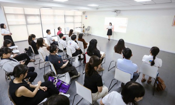 Bình đẳng trường ĐH công - tư: Cùng thực hiện một chuẩn giảng viên?