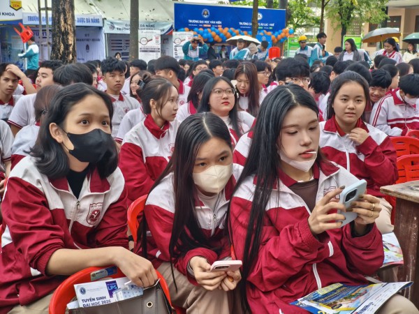 Bộ GD-ĐT lưu ý điểm mới của kỳ thi tốt nghiệp THPT 2026