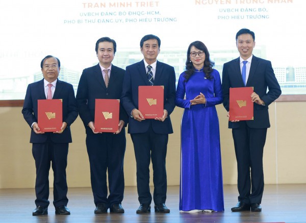 Bổ nhiệm loạt hiệu trưởng, hiệu phó các trường thành viên ĐH Quốc gia TP.HCM