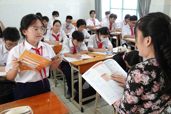 Bộ trưởng GD-ĐT quyết định một bộ sách giáo khoa