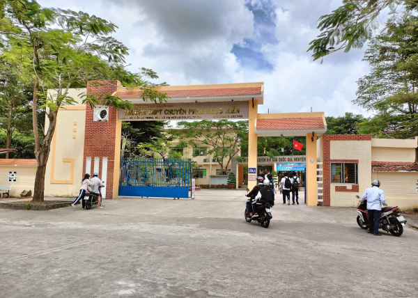 Cà Mau: Thi tuyển vào lớp 10 đóng tối đa 250.000 đồng/học sinh/đợt thi