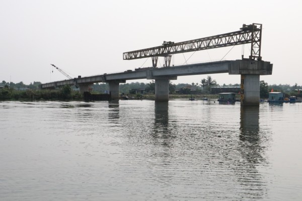 Cận cảnh cầu 220 tỉ đồng bắc qua sông Trường Giang 