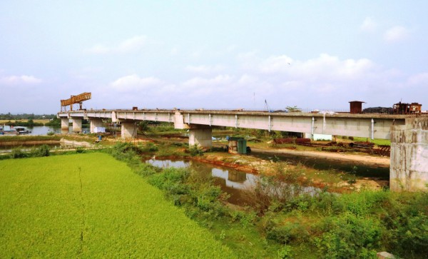 Cận cảnh cầu 220 tỉ đồng bắc qua sông Trường Giang 