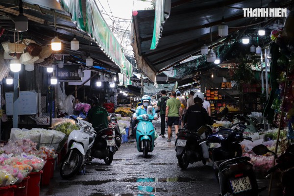 Cận cảnh tuyến đường sẽ mở rộng gấp 3 lần nằm sát ‘đất vàng’ Lý Thái Tổ