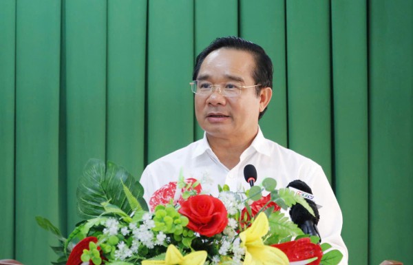 Chủ tịch TP.HCM tiếp người dân trong dự án Khu đô thị mới Thủ Thiêm