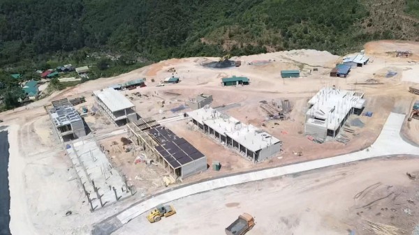 Dựng trường dưới nắng gió biên cương Quảng Trị