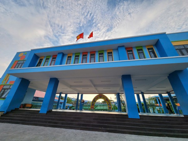 Giáo viên phản ánh nhà trường yêu cầu 