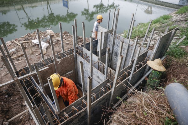 Hà Nội gấp rút 