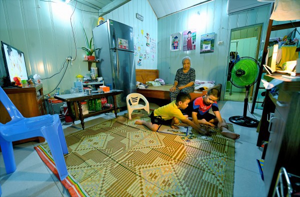 Hải Dương: Thấp thỏm sống trong khu tập thể xuống cấp nghiêm trọng Hải Dương: Thấp thỏm sống trong khu tập thể xuống cấp nghiêm trọng