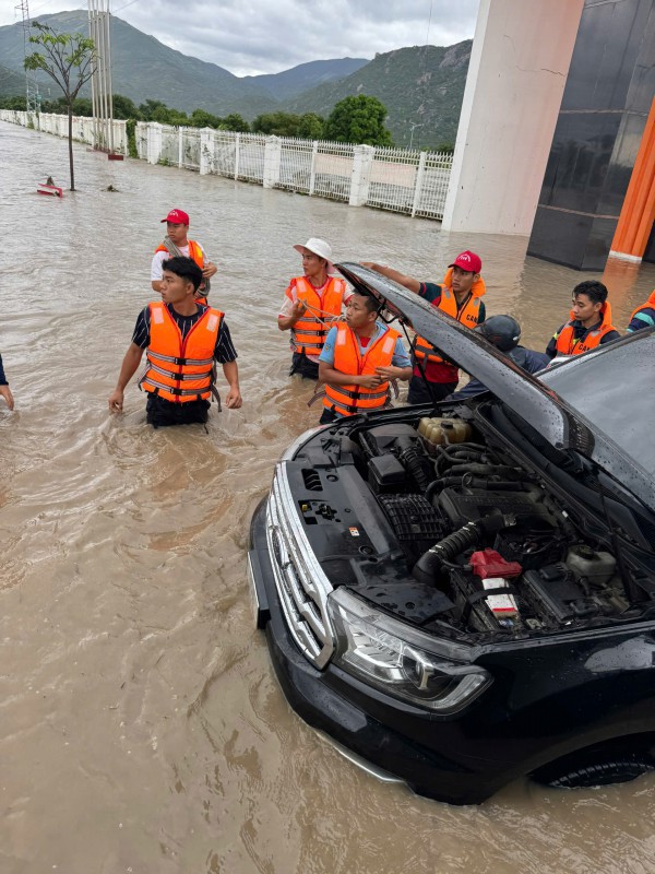 Khánh Hòa: Ngập lụt từ miền núi đến đồng bằng