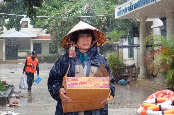 Khánh Hòa hỗ trợ 60 triệu đồng/hộ bị sập nhà