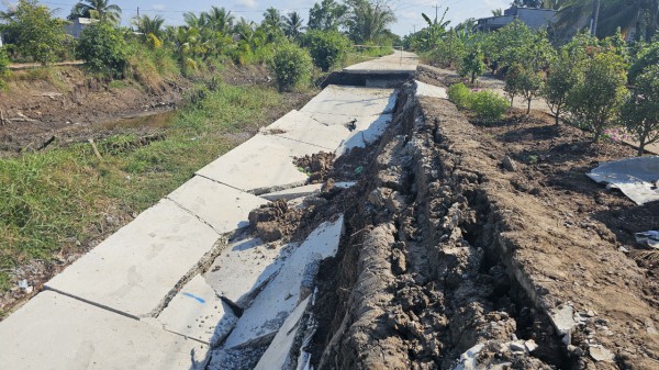 Kiên Giang tăng cường ứng phó hạn hán, xâm nhập mặn Kiên Giang tăng cường ứng phó hạn hán, xâm nhập mặn