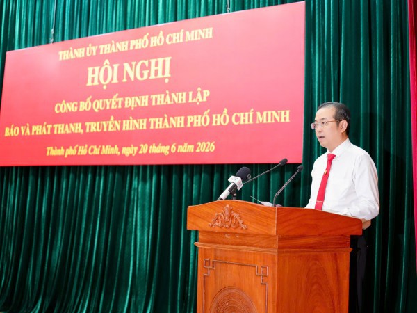 Lãnh đạo Thành ủy TP.HCM: Đằng sau mỗi măng-sét là tâm huyết, thanh xuân người làm báo