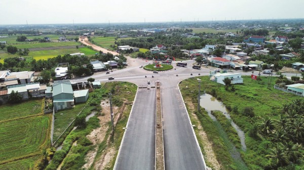 Long An: phát triển hạ tầng giao thông kết nối vùng